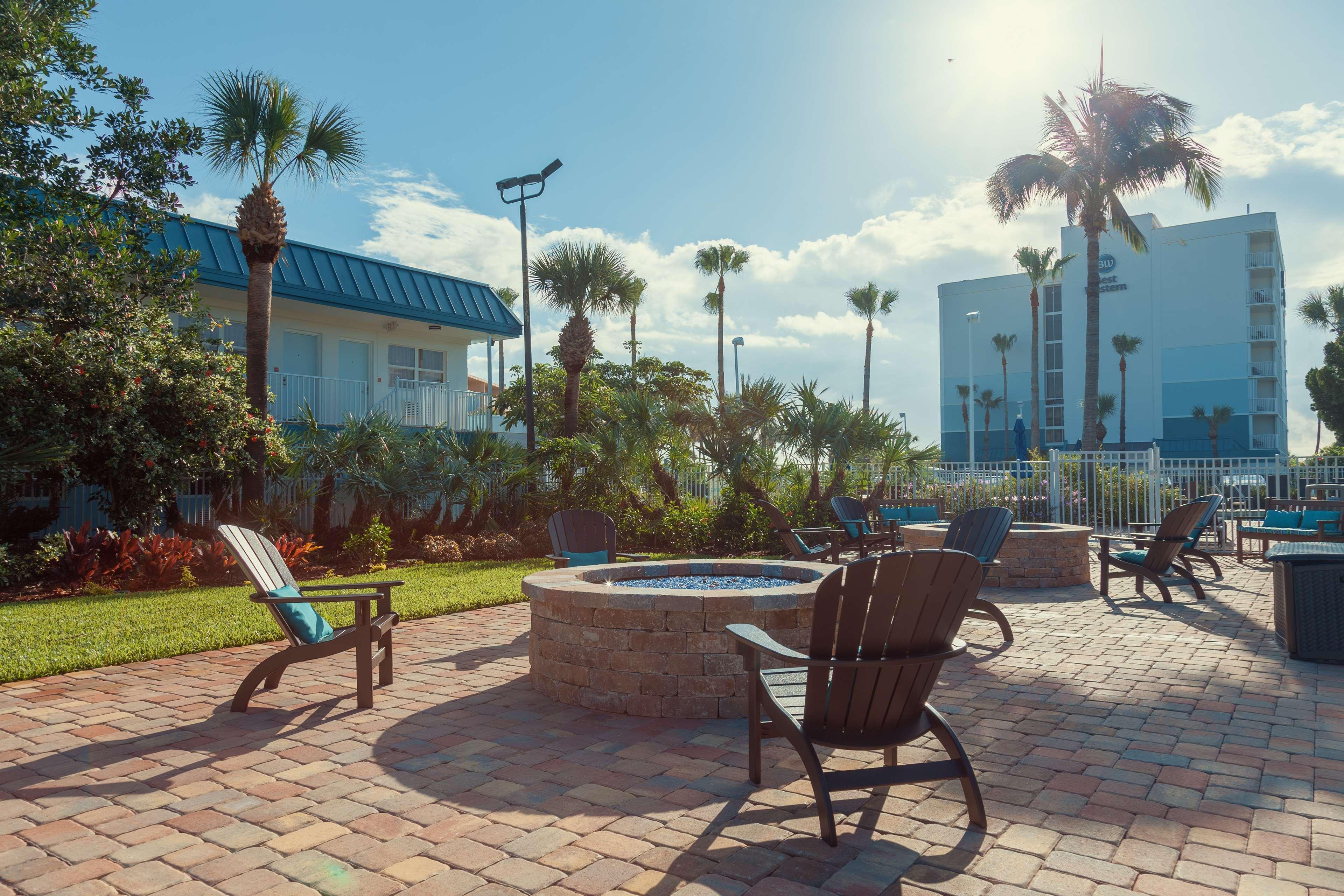 Best Western Cocoa Beach - Port Canaveral Esterno foto