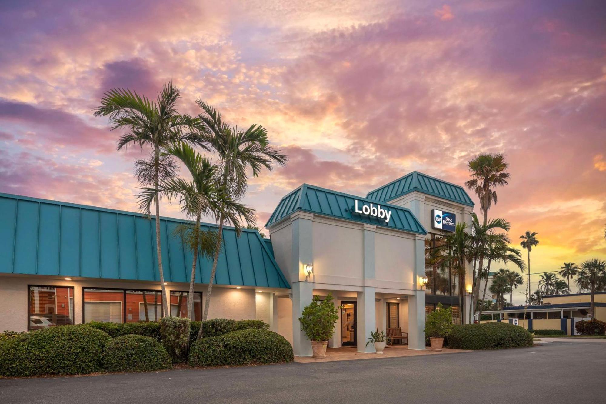 Best Western Cocoa Beach - Port Canaveral Esterno foto