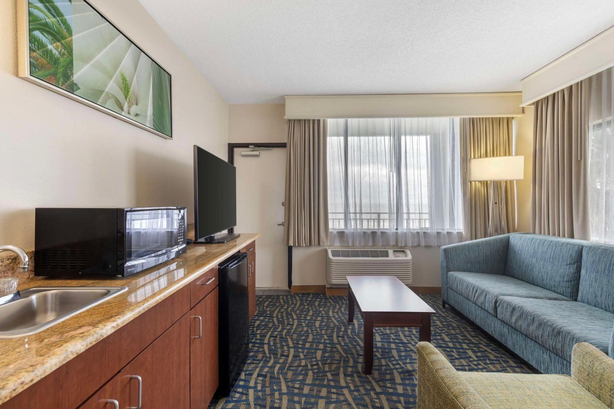 Best Western Cocoa Beach - Port Canaveral Esterno foto